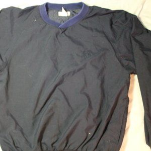 Dark blue golf shirt arrow